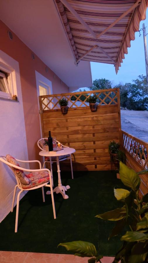 Porat Apartment Starigrad Paklenica Exterior photo