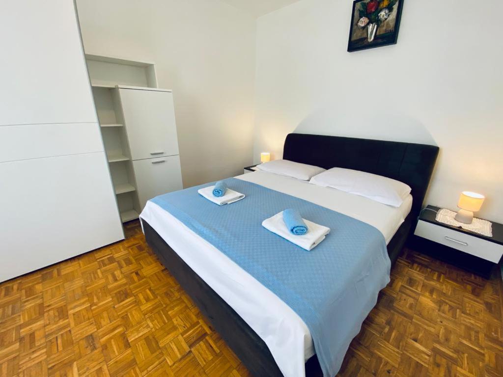 Porat Apartment Starigrad Paklenica Exterior photo